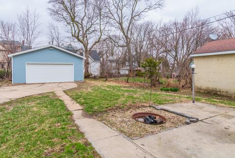 608 E Chestnut St, Bloomington, IL 61701 photo 44