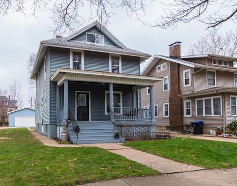 608 E Chestnut St, Bloomington, IL 61701 photo 2
