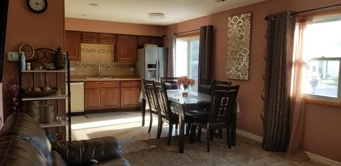 189 Robert Ct #A, Bartlett, IL 60103 photo 8
