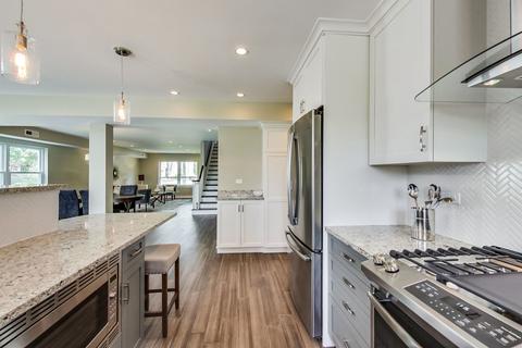 405 Herrick Rd, Riverside, IL 60546 photo 9