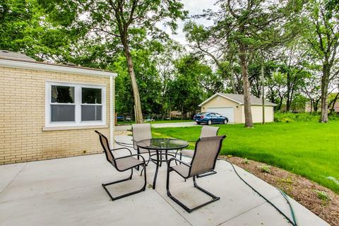 405 Herrick Rd, Riverside, IL 60546 photo 25