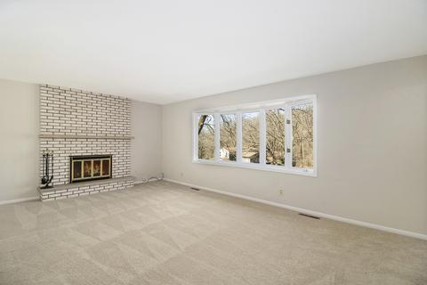 905 Harper Dr, Algonquin, IL 60102 photo 5