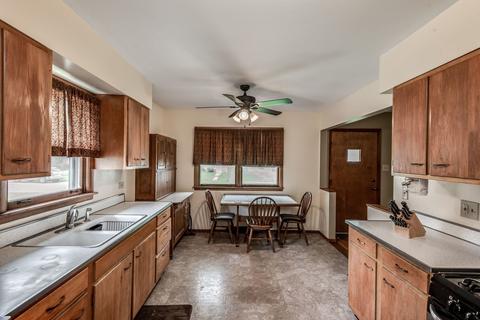 3120 Wallace Ave, Steger, IL 60475 photo 10