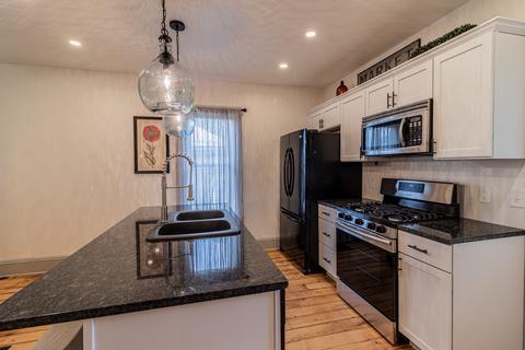 210 E Farnham St, Sheffield, IL 61361 photo 7