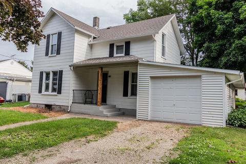 210 E Farnham St, Sheffield, IL 61361 photo 3
