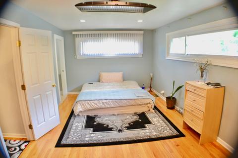 2014 Driving Park Rd, Wheaton, IL 60187 photo 9