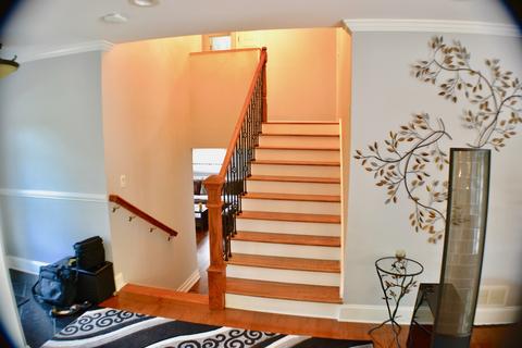 2014 Driving Park Rd, Wheaton, IL 60187 photo 8