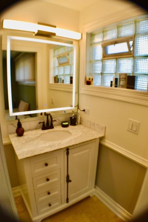 2014 Driving Park Rd, Wheaton, IL 60187 photo 10