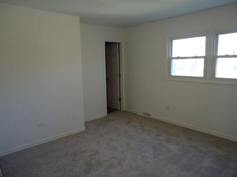 60 Devonshire Cir, Elgin, IL 60123 photo 6
