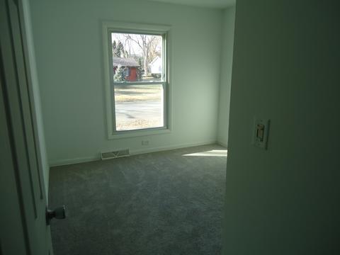 60 Devonshire Cir, Elgin, IL 60123 photo 13