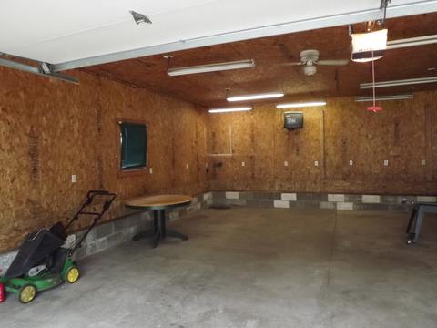 320 E Hickory St, Watseka, IL 60970 photo 11