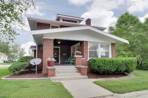 702 E Washington St, Bloomington, IL 61701 photo 3