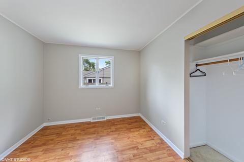 3005 Falcon Ct, Rolling Meadows, IL 60008 photo 8