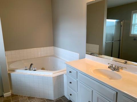 1200 Onyx Ln, Normal, IL 61761 photo 10