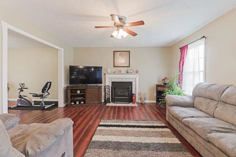 917 Perry Ln, Normal, IL 61761 photo 4