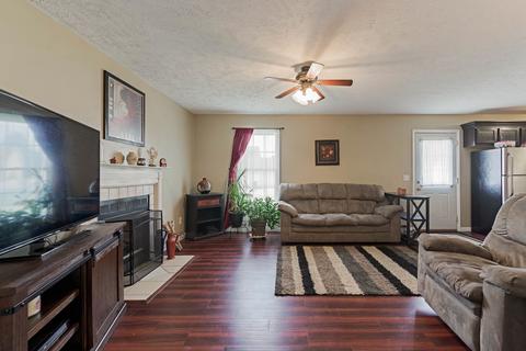 917 Perry Ln, Normal, IL 61761 photo 10