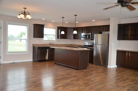1409 Navajo Ct, Kankakee, IL 60901 photo 6