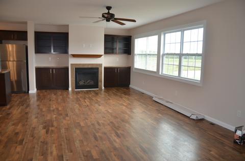 1409 Navajo Ct, Kankakee, IL 60901 photo 2