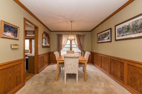 740 W Algonquin Rd, Hoffman Estates, IL 60192 photo 5