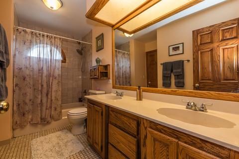 740 W Algonquin Rd, Hoffman Estates, IL 60192 photo 10