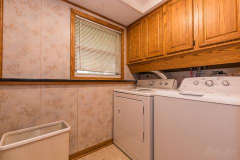 740 W Algonquin Rd, Hoffman Estates, IL 60192 photo 17