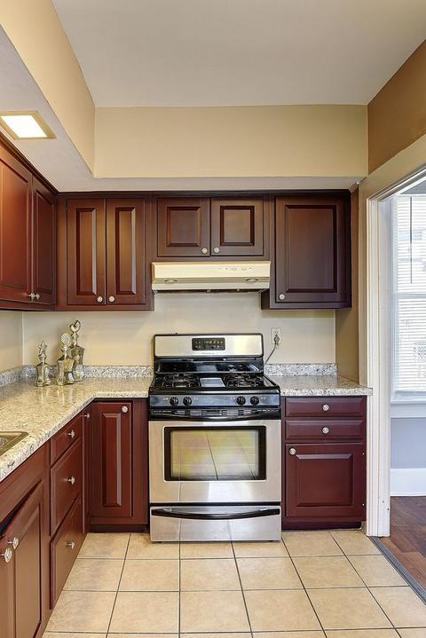 537 E Benton St, Aurora, IL 60505 photo 15