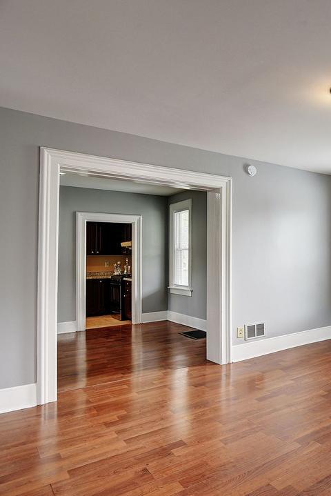 537 E Benton St, Aurora, IL 60505 photo 12