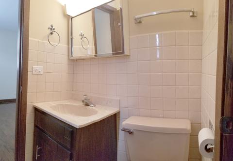 5951 W Maple Ave, Berkeley, IL 60163 photo 12