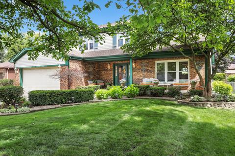 119 Amherst Dr, Bartlett, IL 60103 photo 2