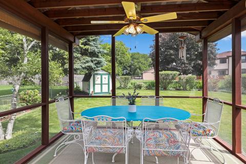 119 Amherst Dr, Bartlett, IL 60103 photo 9