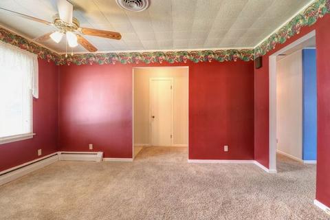 207 W Van Buren St, Philo, IL 61864 photo 12