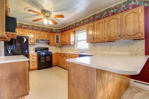 207 W Van Buren St, Philo, IL 61864 photo 18
