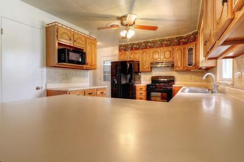 207 W Van Buren St, Philo, IL 61864 photo 17