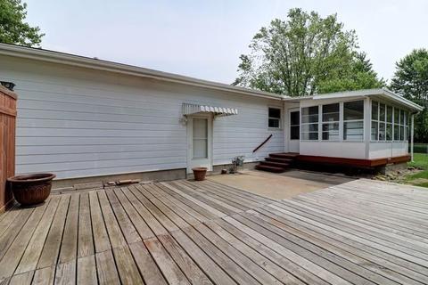 207 W Van Buren St, Philo, IL 61864 photo 7