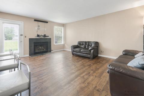 176 Dickens Trl, Elgin, IL 60120 photo 9