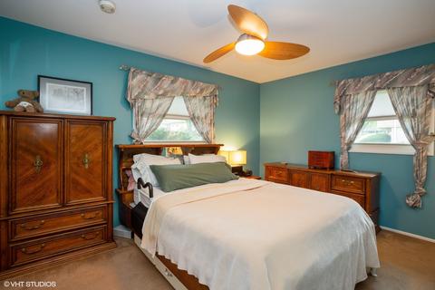 1660 Dennison Rd, Hoffman Estates, IL 60169 photo 10