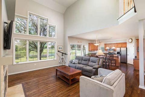 3520 White Eagle Dr, Naperville, IL 60564 photo 6