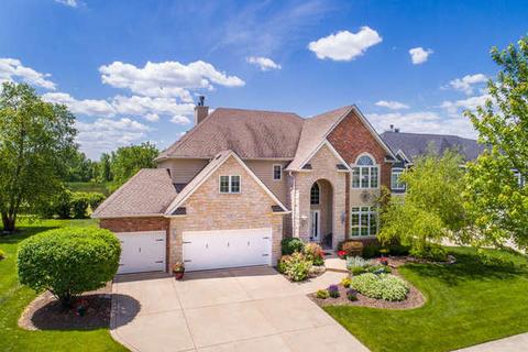 3520 White Eagle Dr, Naperville, IL 60564 photo 1