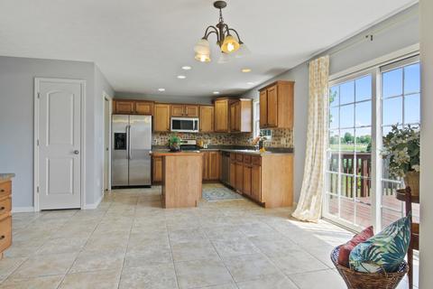 3 Bailey Ct, Bloomington, IL 61704 photo 7