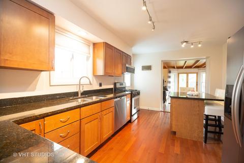 321 Pinehurst Dr, Des Plaines, IL 60016 photo 4