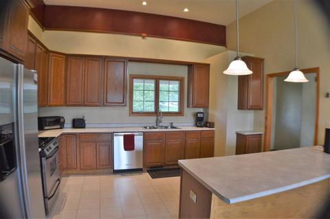 10124 E Raindance Dr, Rochelle, IL 61068 photo 21