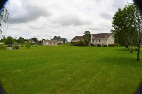 10124 E Raindance Dr, Rochelle, IL 61068 photo 7
