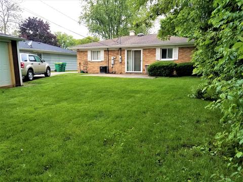 737 S Dennis Rd, Wheeling, IL 60090 photo 14