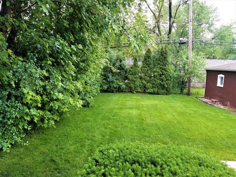 737 S Dennis Rd, Wheeling, IL 60090 photo 13