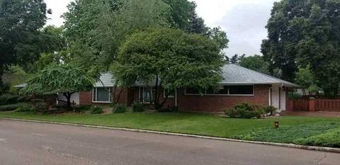 419 Assembly Pl, Dixon, IL 61021 photo 2