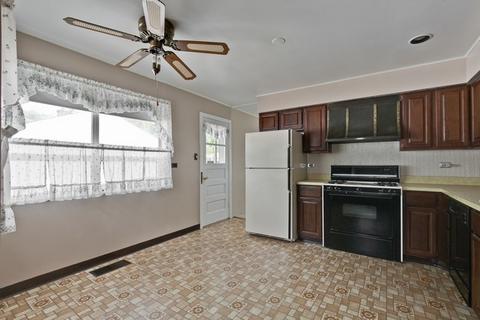 3719 Bluebird Ln, Rolling Meadows, IL 60008 photo 5