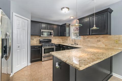 1709 Lake Pointe Dr, Plainfield, IL 60586 photo 6
