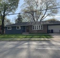 877 N Mclean Blvd, Elgin, IL 60123 photo 1