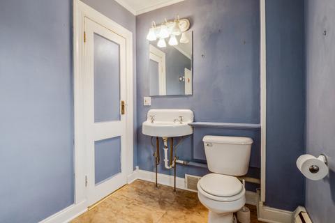 706 Goethe St, Elgin, IL 60123 photo 8