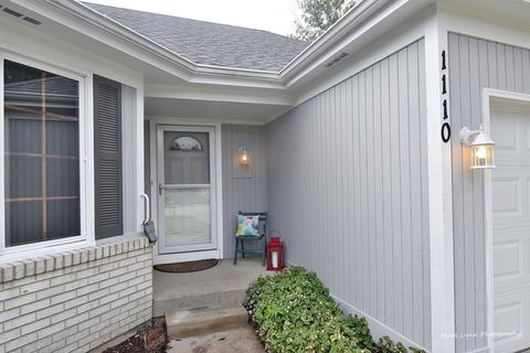 1110 Emerald Dr, Aurora, IL 60506 photo 2